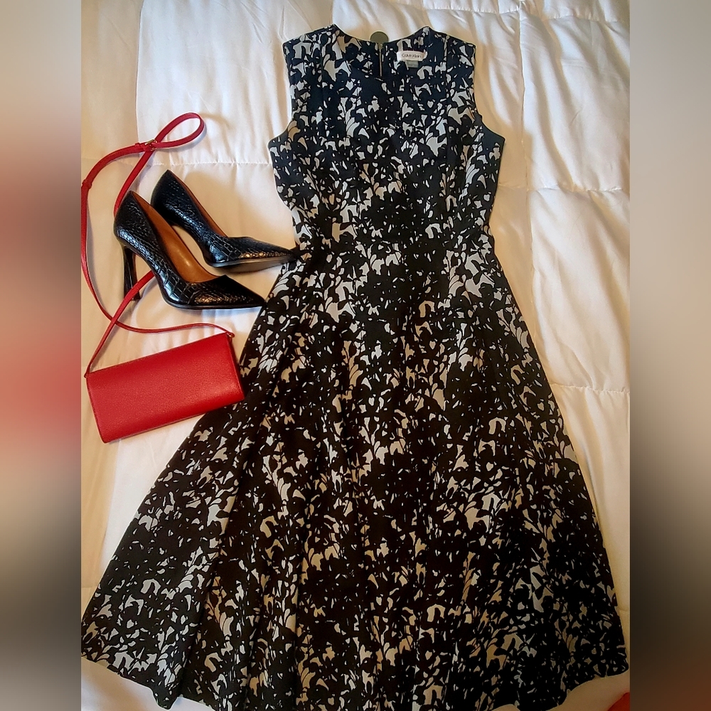 Calvin Klein Midi Black and Grey Flowery Flowy Dress Size 2